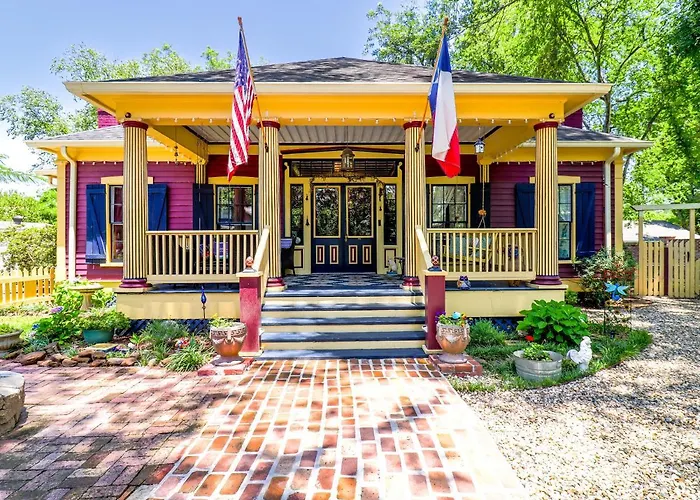 The Steamboat Inn