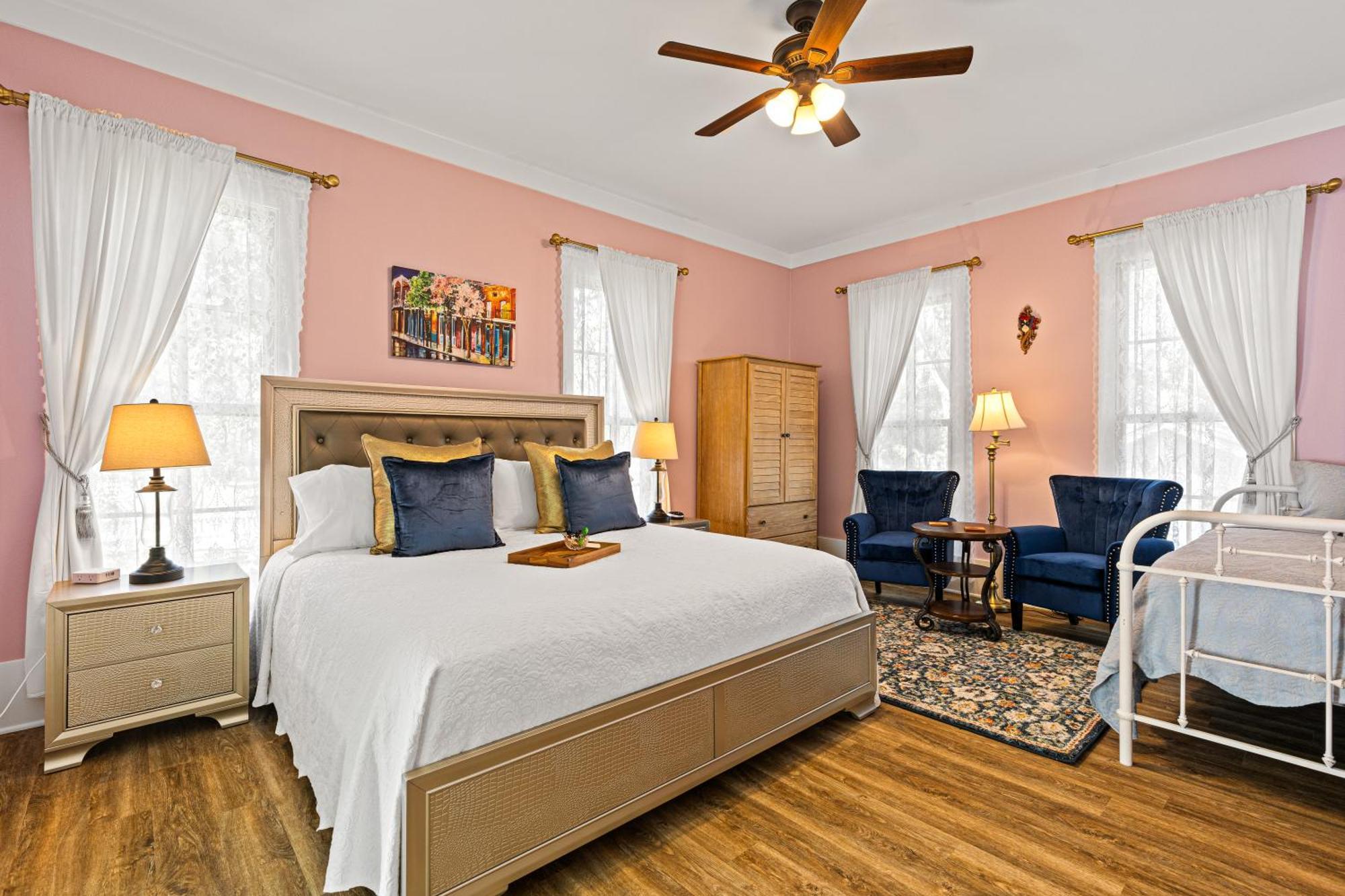 The Steamboat Inn 3*
