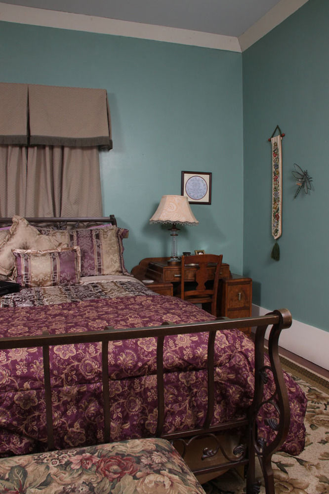 The Steamboat Inn Bed & Breakfast Jefferson